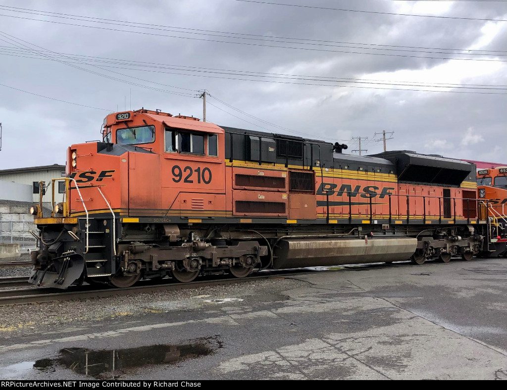 BNSF 9210